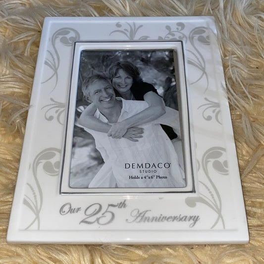 Demdaco 25th Anniversary Frame